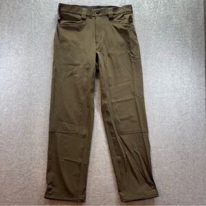 Duluth Trading Armachillo Standard Fit Chino Pants Mens Size 34X30 Brown Hiking